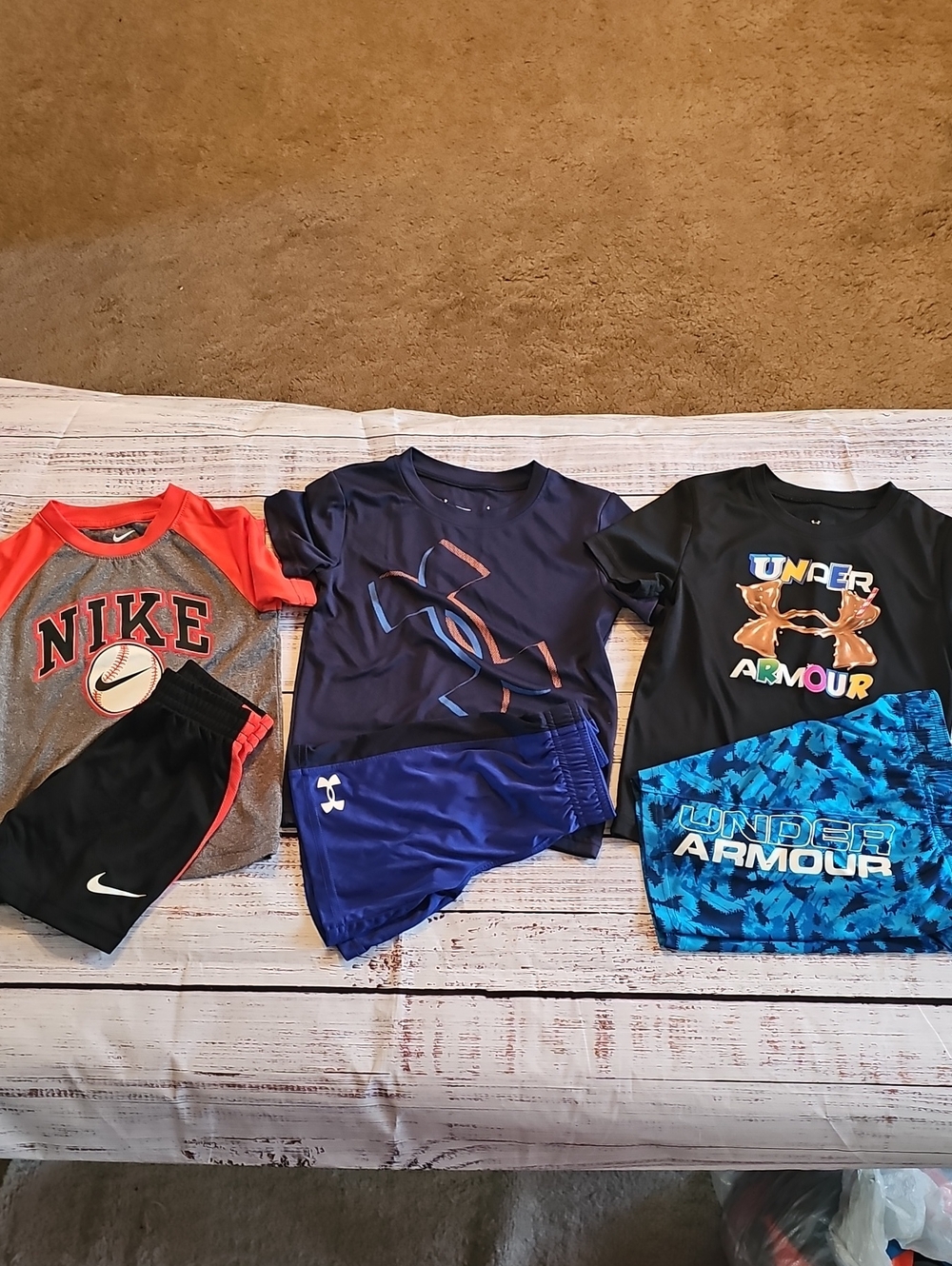 UNDER ARMOUR & NIKE 3 LOT TODDLER BOY SETS SIZE 4 EUC